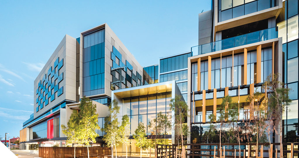 bendigo hospital facade image