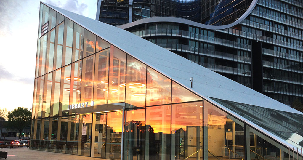 green square library facade image